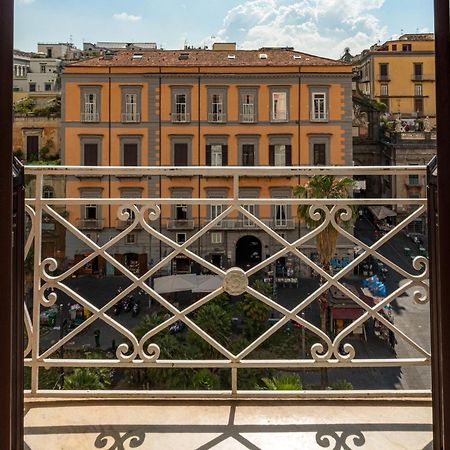 B&B Ruffo Di Bagnara Palazzo Monumentale Napels Buitenkant foto