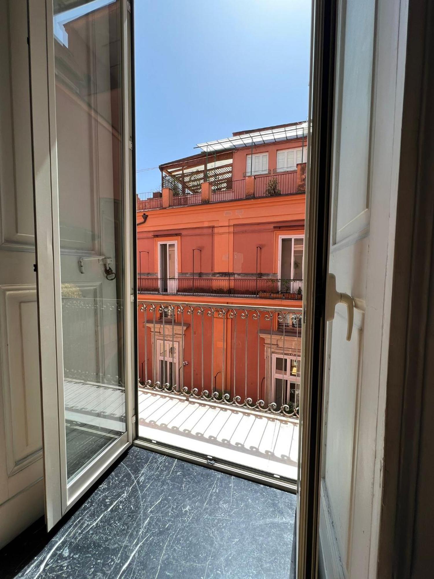 B&B Ruffo Di Bagnara Palazzo Monumentale Napels Buitenkant foto